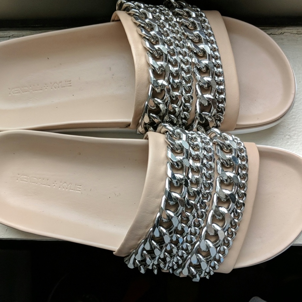 A nude chain slipper from Kendall + kylie